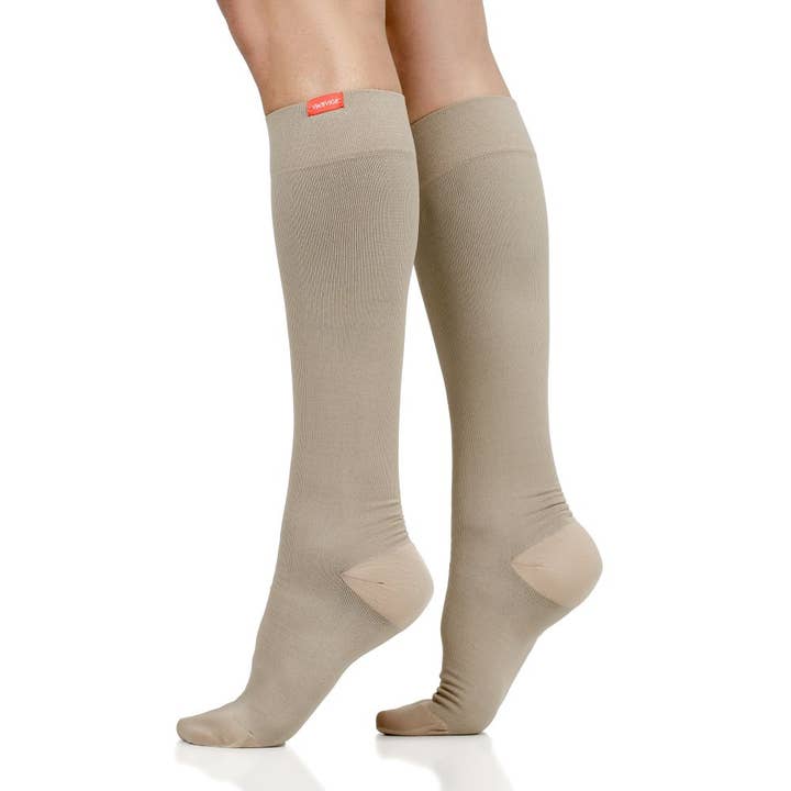 VIM & VIGR - Wholesale Socks - Unisex - 30-40 mmHg Moisture-wick Nylon Compression Socks: Solid