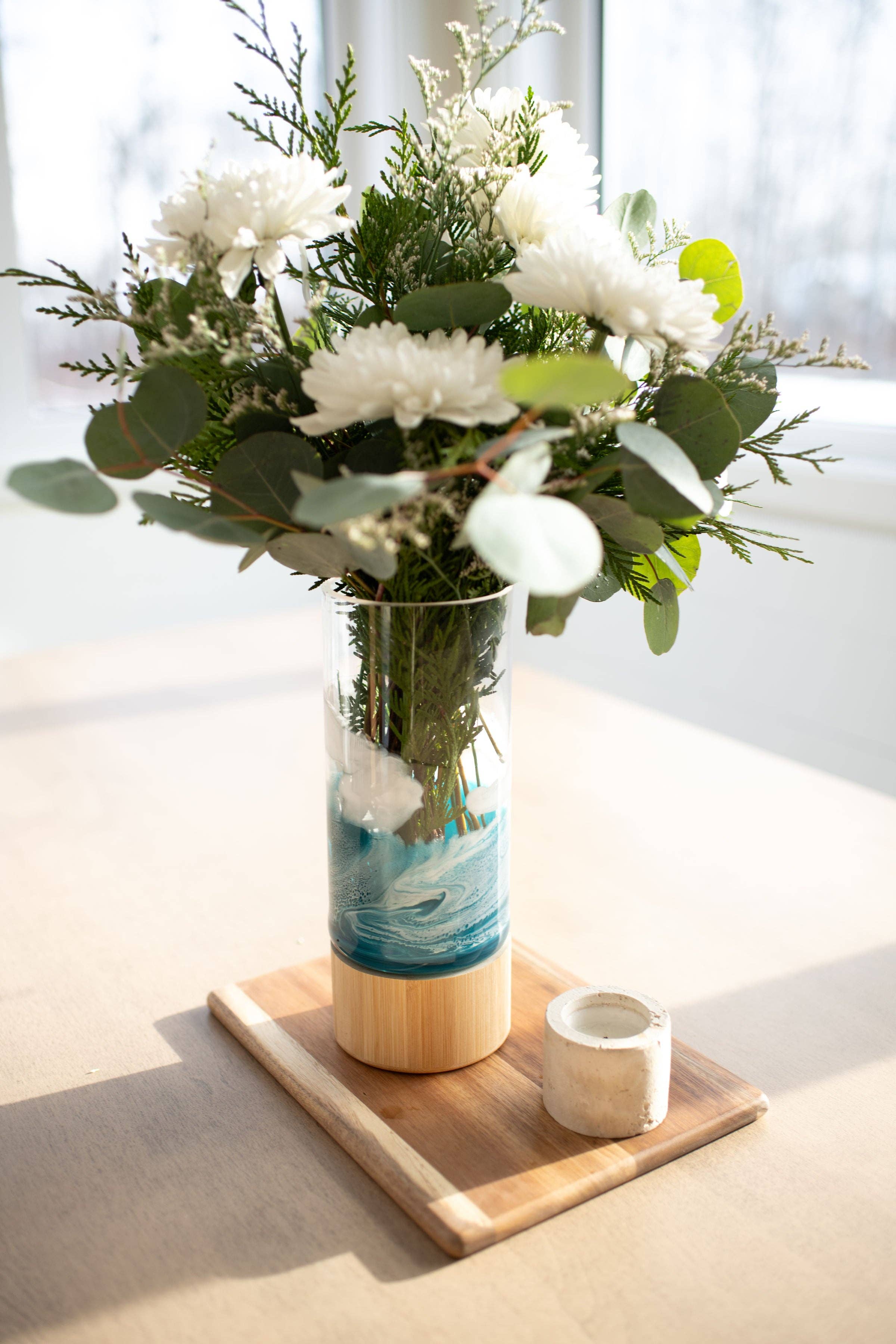 Lynn & Liana Designs - Wholesale Vase - NEW!!! Resin Accented Vase with Bamboo Base (NO TARIFFS)5
