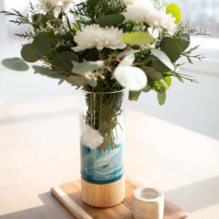 Lynn & Liana Designs - Wholesale Vase - NEW!!! Resin Accented Vase with Bamboo Base (NO TARIFFS)5