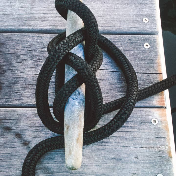 Photographie de nœud nautique Fine Art - Impression murale pour la vente par Hope Decor