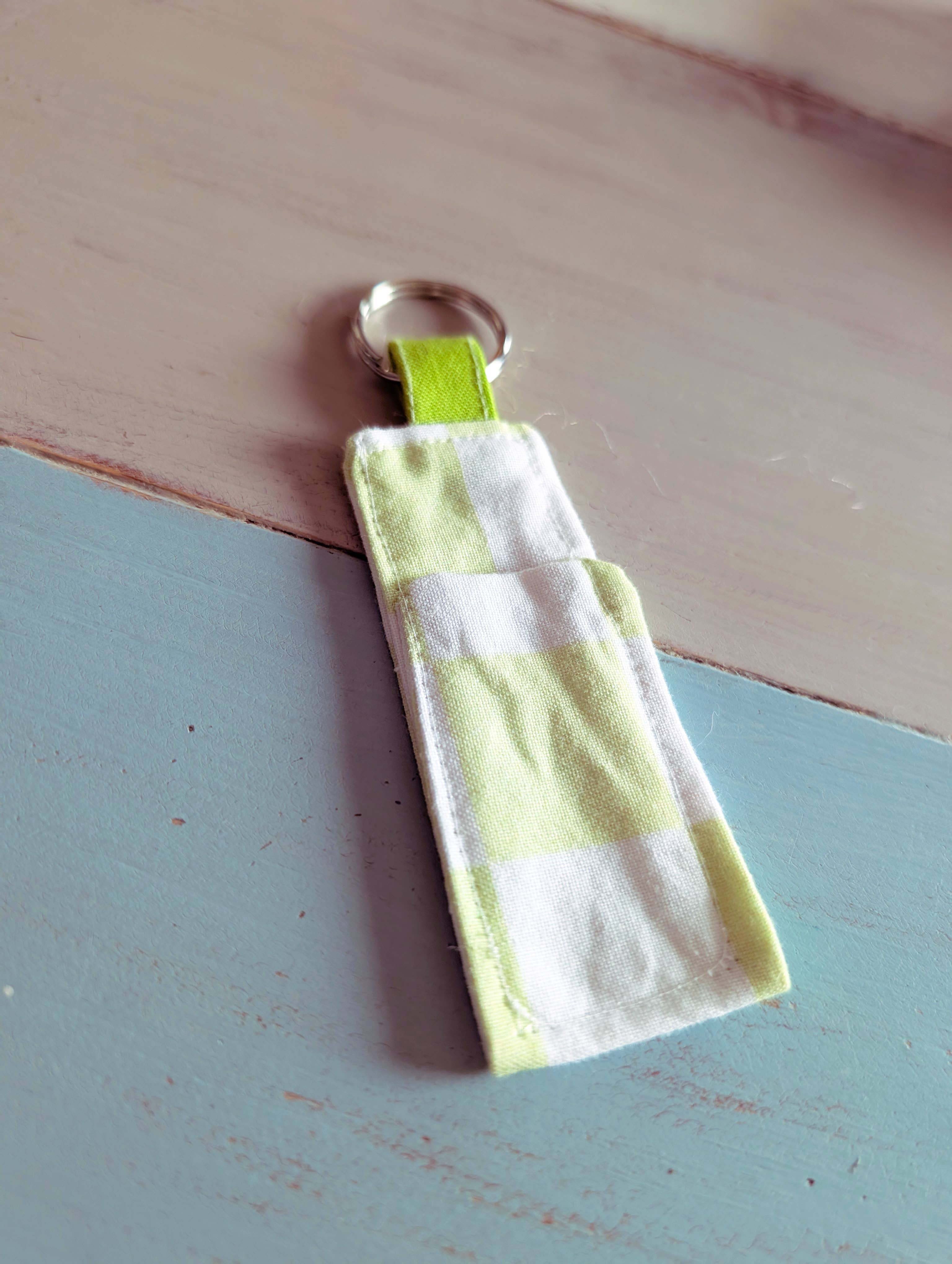 Catie Unthreaded - Wholesale Keychain - Women's - Lil Lip Clips (mystery 10 pack)16