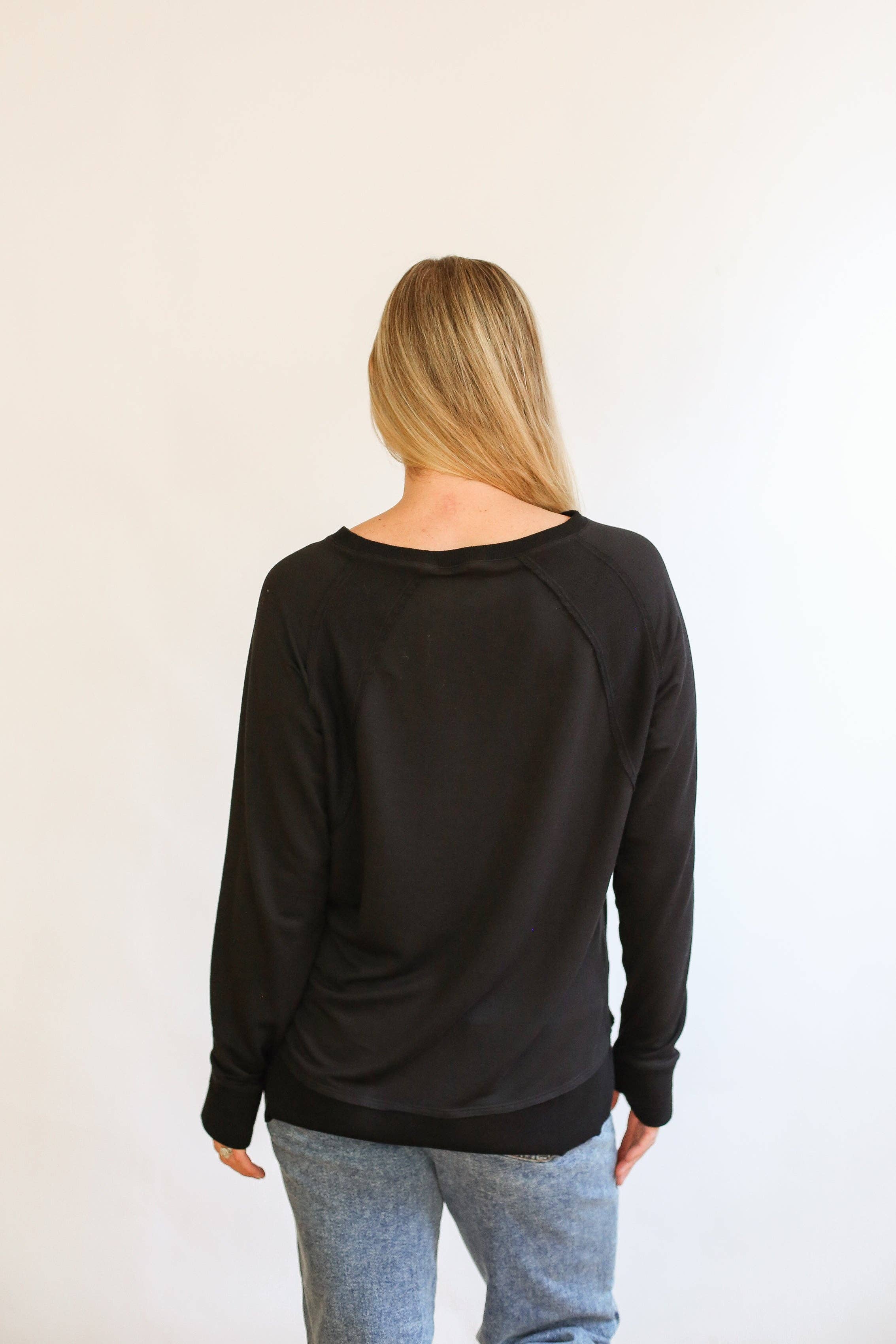 Movemama Apparel - Wholesale Nursing Top - Maternity - FINAL SALE - Free Flowing Long Sleeve Nursing Top5