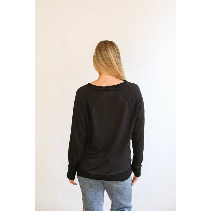 Movemama Apparel - Wholesale Nursing Top - Maternity - FINAL SALE - Free Flowing Long Sleeve Nursing Top5