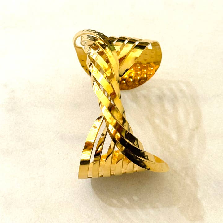 Cassette Barcelona - Wholesale Bangle Bracelet - Cleo Stainless Steel Bangle Bracelet2