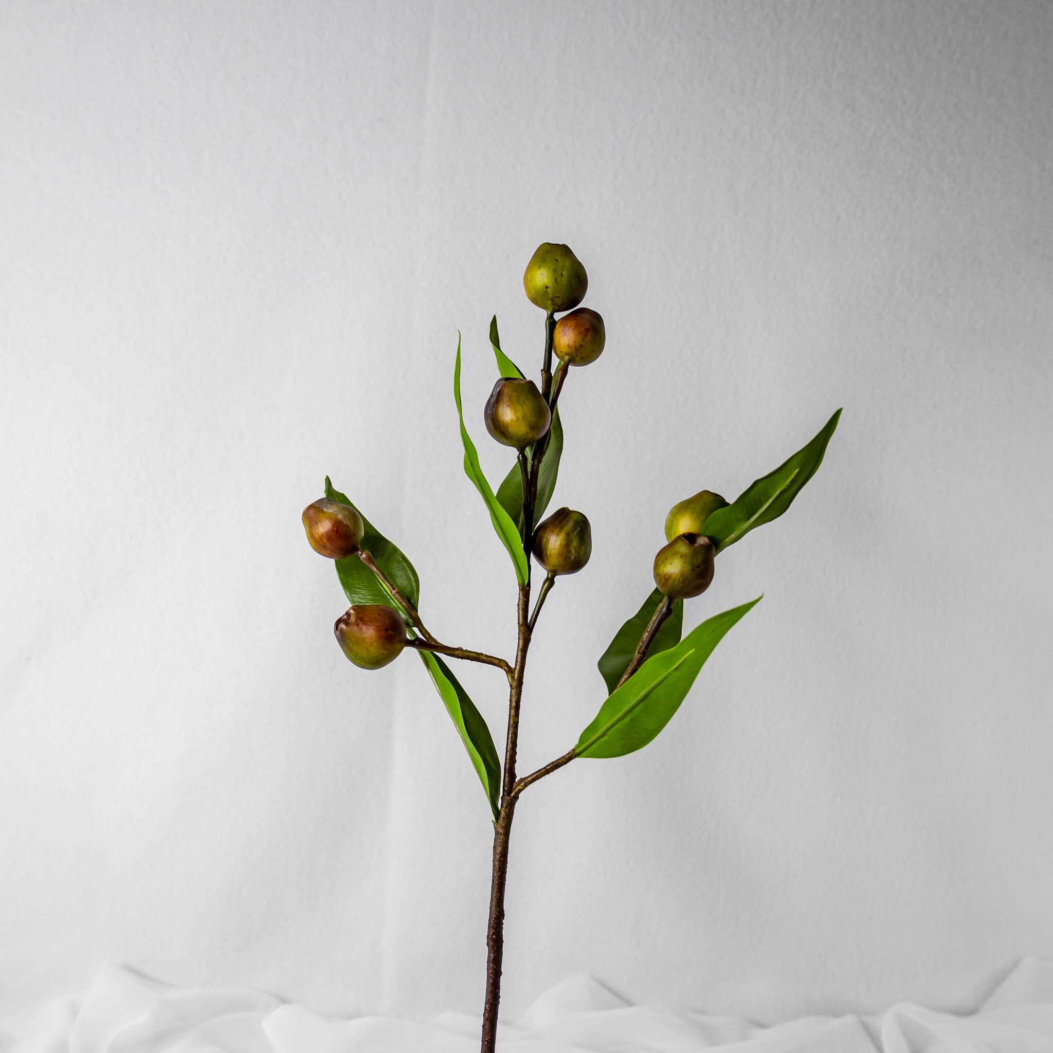 Realistic Artificial Flowers – wholesale Artificial flowers – Green Gum Nut Spray  - Realistic Artificial Flowers 5