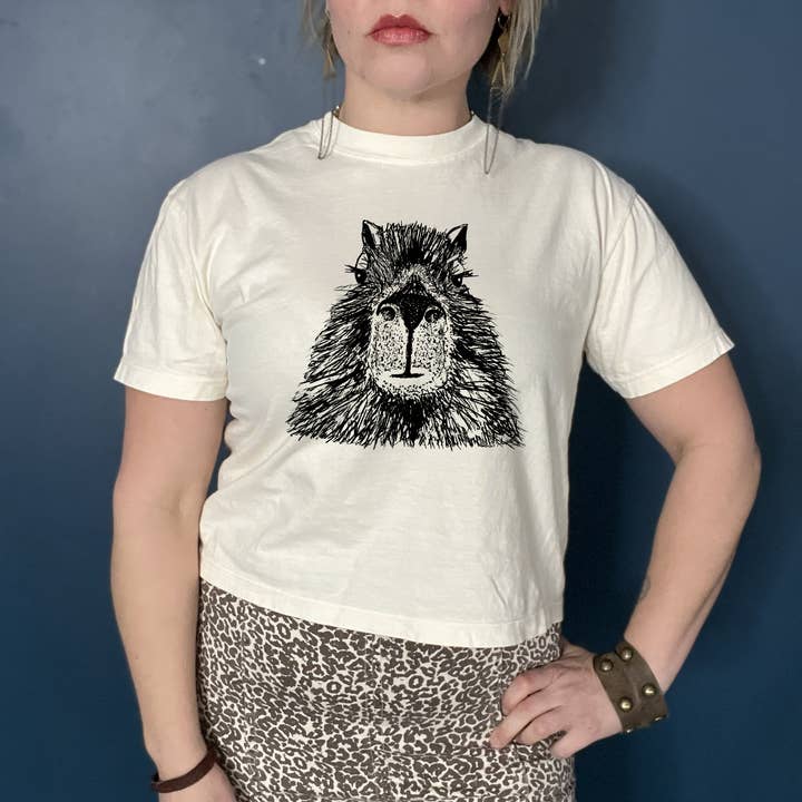 Stampa animale Capibara Boxy Women's Cut Comfort Colors per la vendita all'ingrosso da parte di Megan Lee Designs