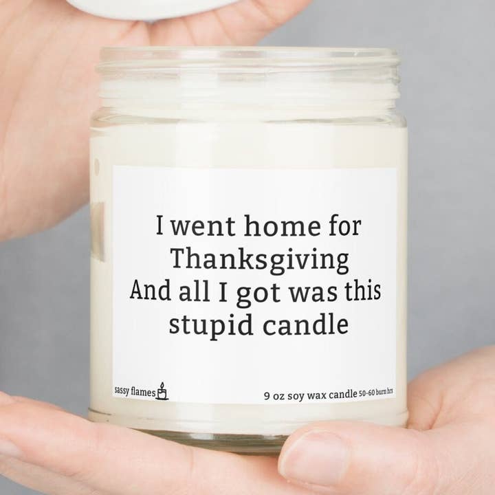 Velas aromáticas de cera de soja Home For Thanksgiving, 9 oz para venta al por mayor de Sassy Flames