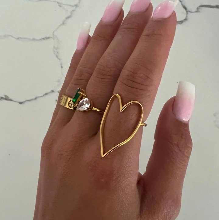 CHANSUTTPEARLS - Wholesale Cocktail/Statement Ring - GOLD HEART RING
