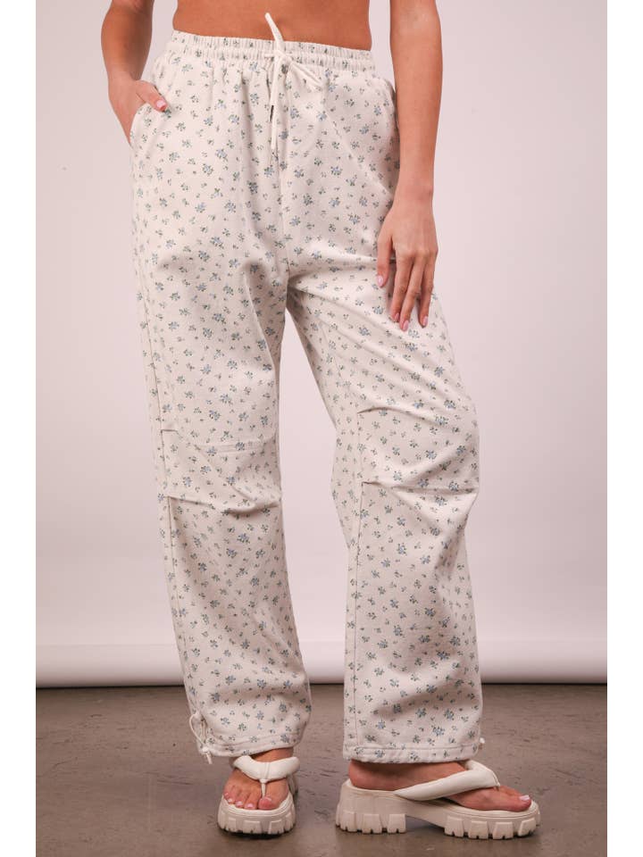 VERY J - Wholesale Pants - Women's - NP70723-Floral Printed Linen Parachute Pants1