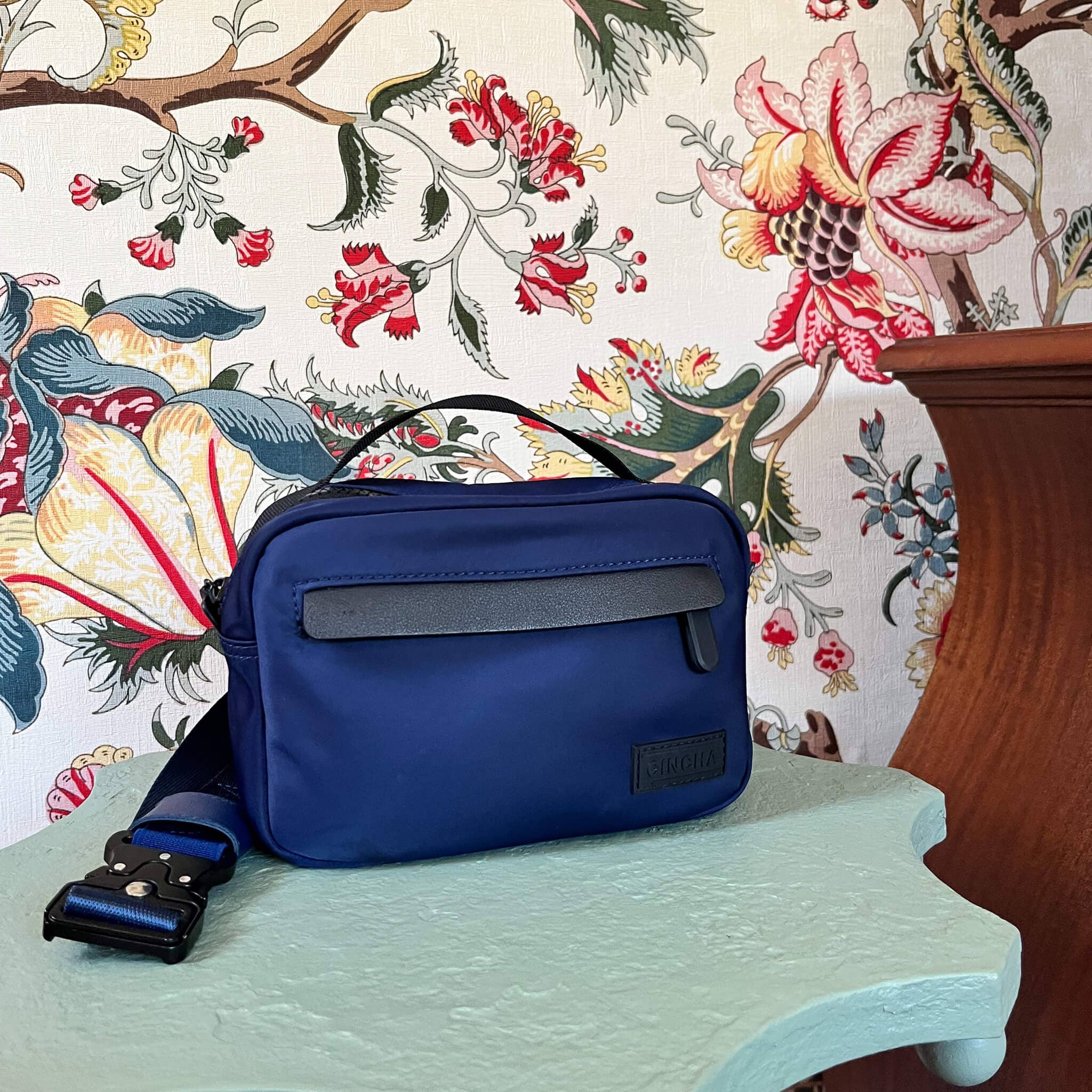 Cincha – wholesale Midjeväska - Dam – 2-in1 Resbältesväska - Marinblå5