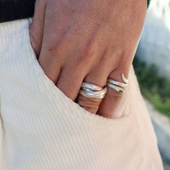 DAASANACH II SILBERRING für den Großhandel von MIO JEWELS