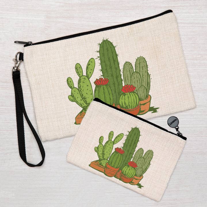 Pochette à fermeture éclair Cactus | Deux options de taille pour la vente par Counter Couture