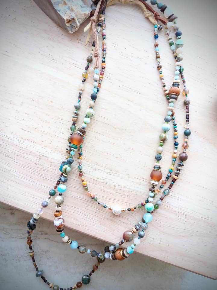 Ocean Junky Collectie | Natuurlijke Hauyne, Apatiet, Jaspis voor wholesale door HavSolStudio