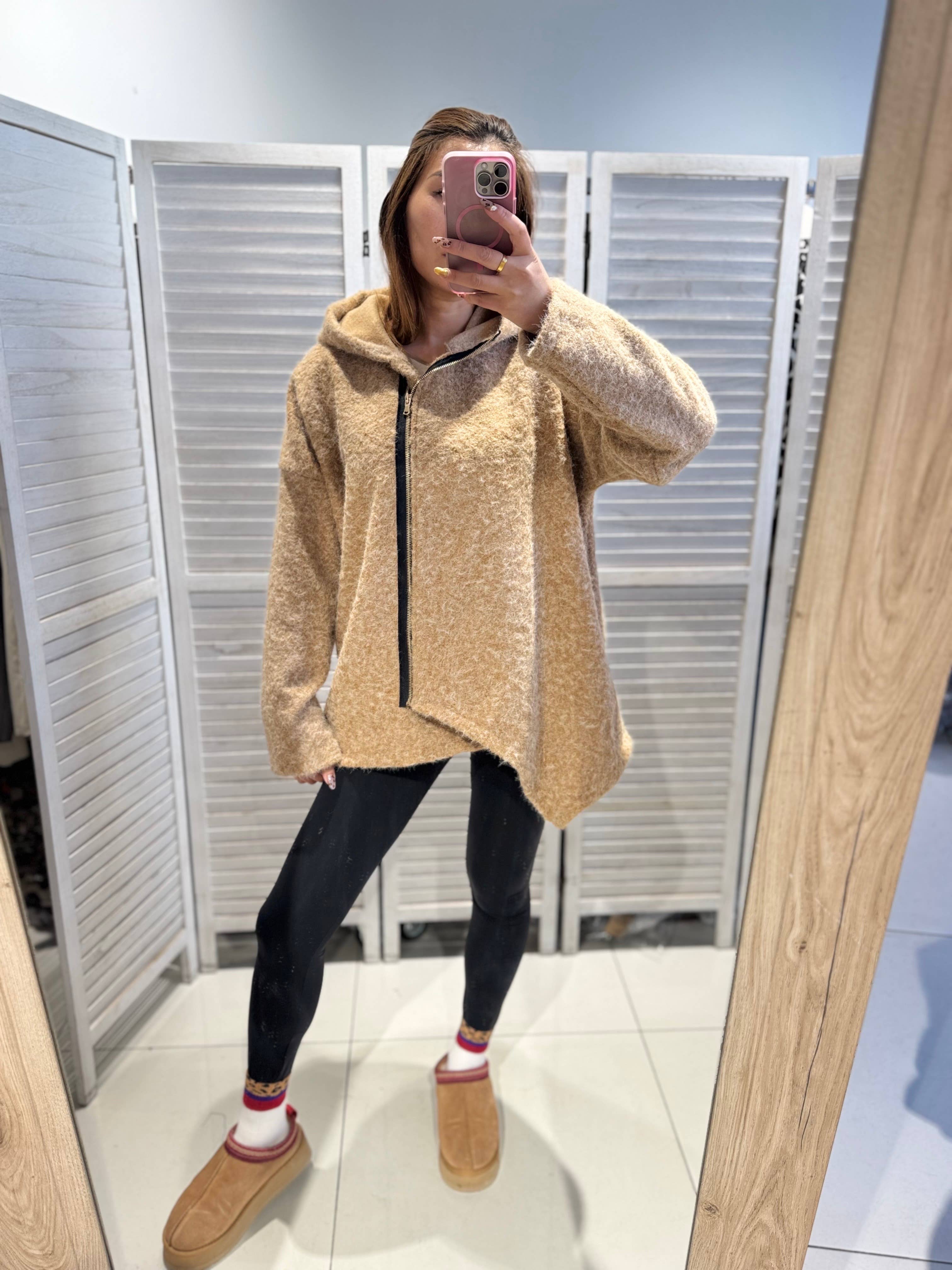 VICTORIA&ISAAC - Wholesale Jacket - Women's - Soft material hooded jacket