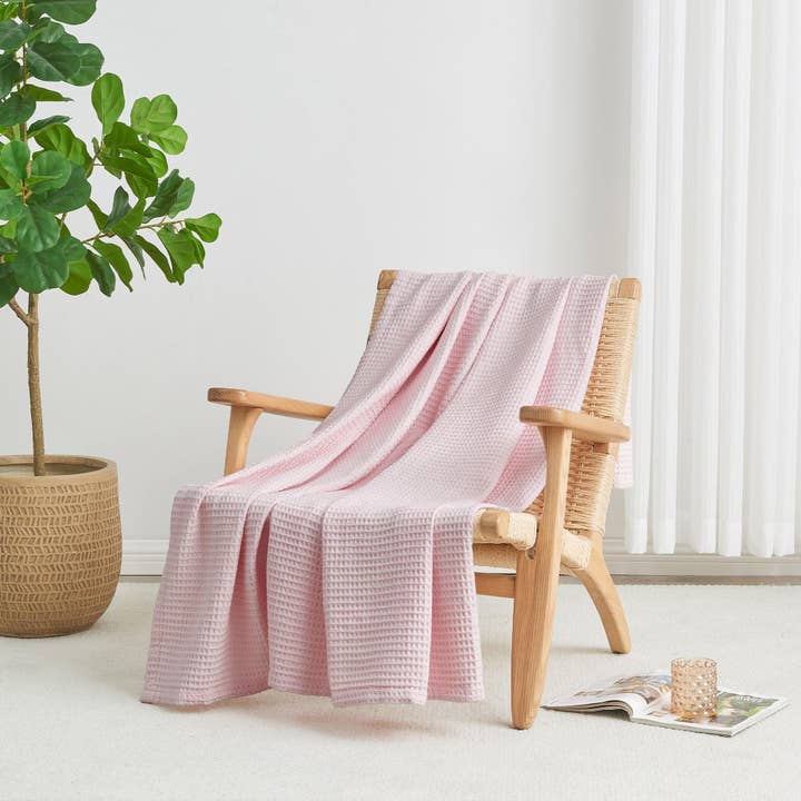 BH Collective - Wholesale Bedding Blanket - 100% Cotton Waffle Weave Blanket - Mikala Collection