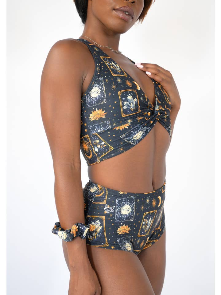 Vixn - Wholesale Athletic Shorts - Women's - Celestial Tarot Billie Pole Shorts5