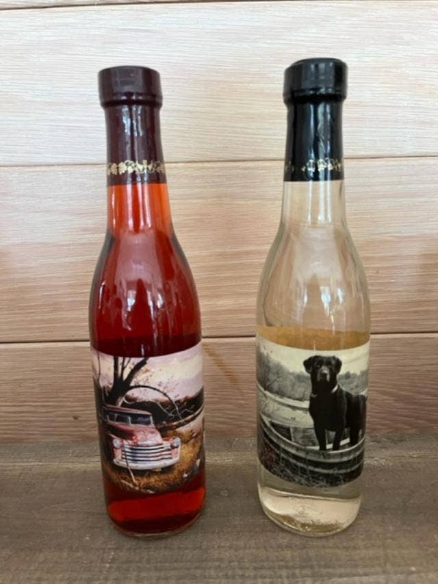 Wine Hot Sauce - Sauce Of The Vine - Red and White - Large for wholesale by Fairhope Favorites, Inc.