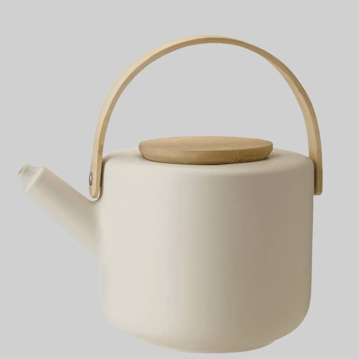 Theo teapot, sand for wholesale by Studio Nordhaven