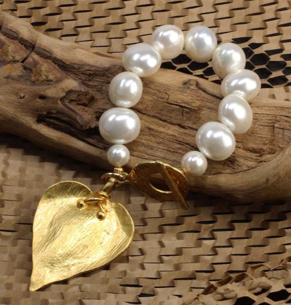 Aclue! Jewelry by Celest Anderson - Wholesale Charm/Dangle Bracelet - Mitza Gold Heart Bracelet2