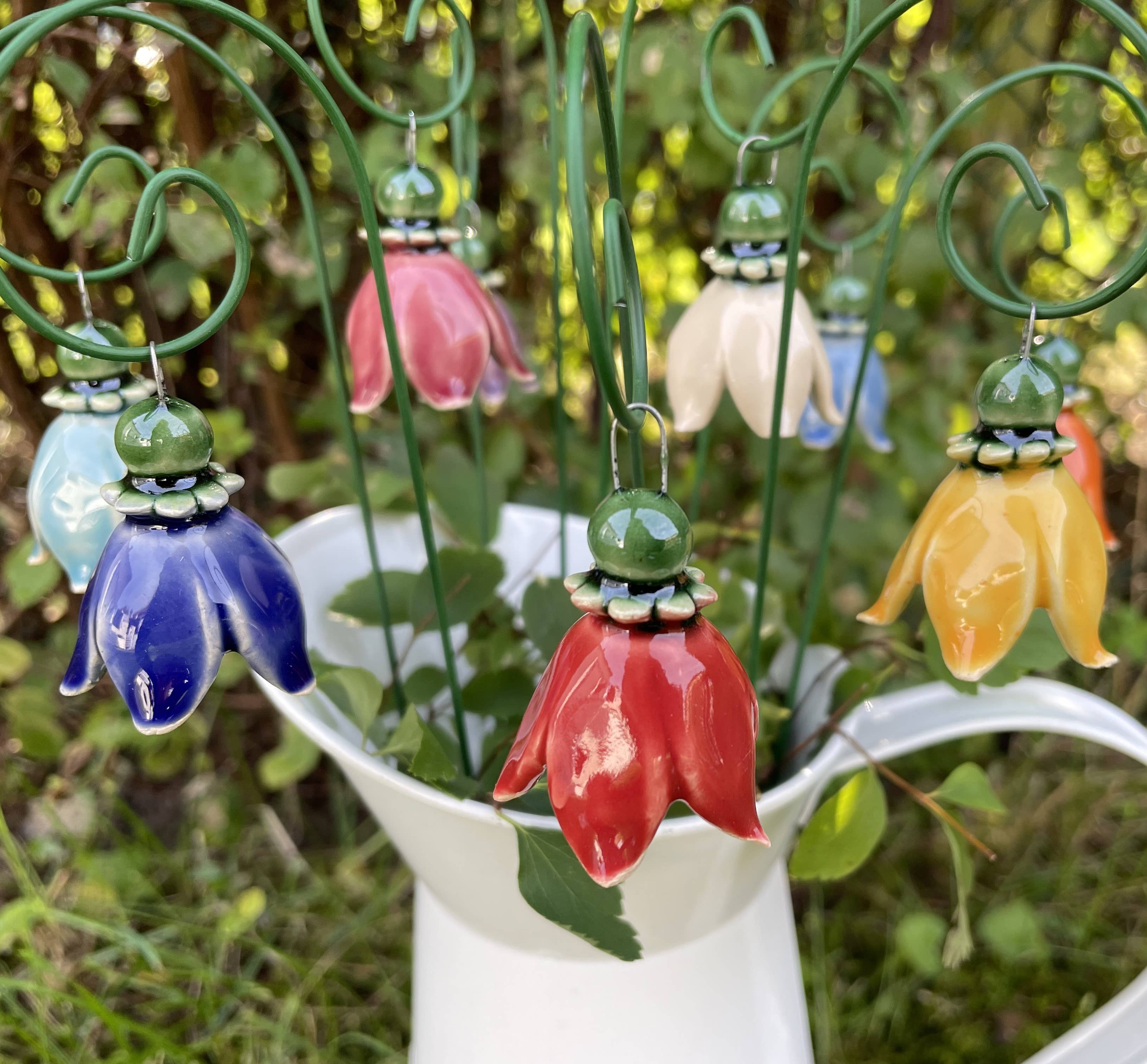 Pannonhem AB. - Vente Piquets de jardin/pelouse - Clochettes en céramique suspendues, tuteur de plante1