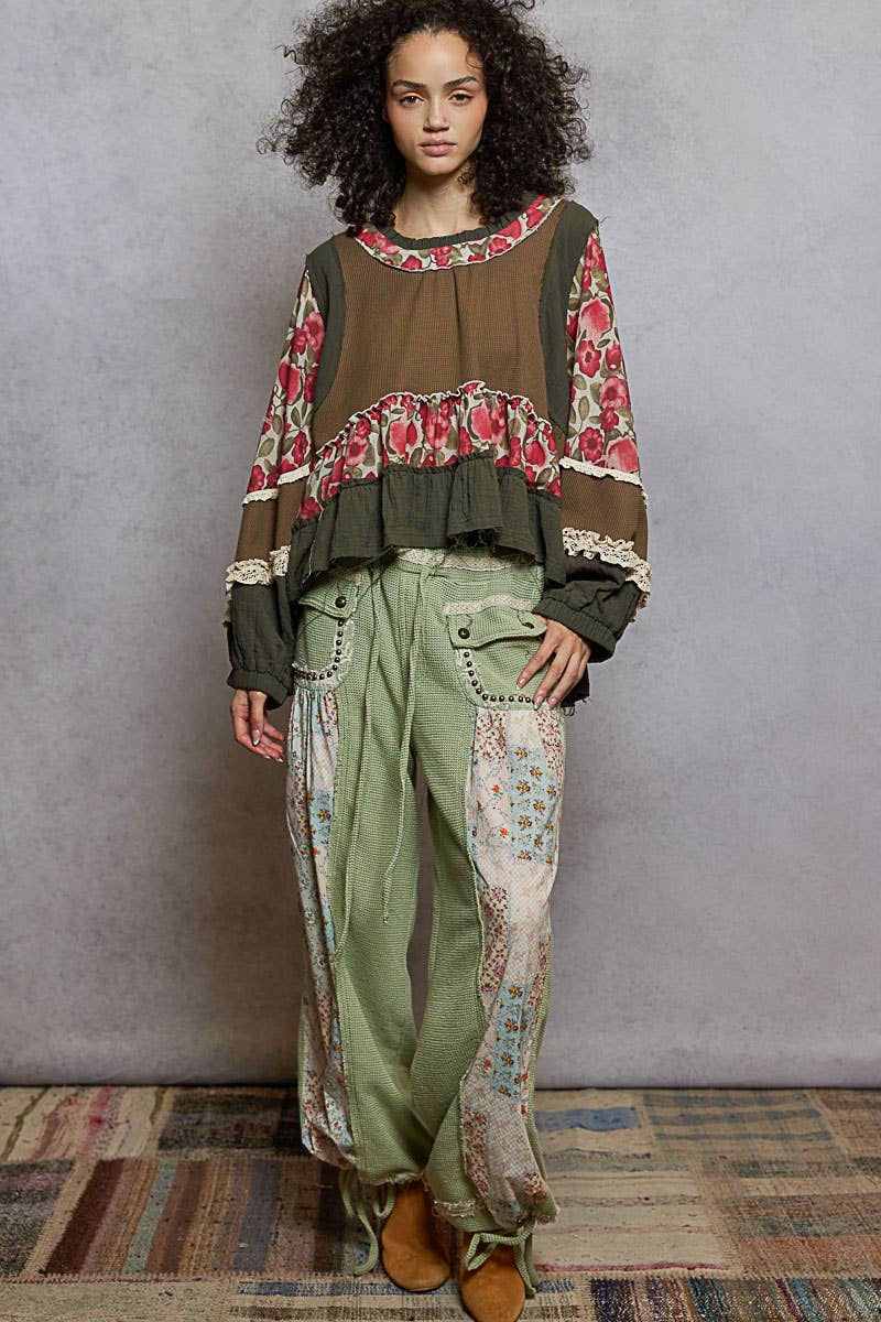 Pol Clothing - Wholesale Blouse - Women's - Round Neck Lace Trim Ruffle Hem Thermal Top4