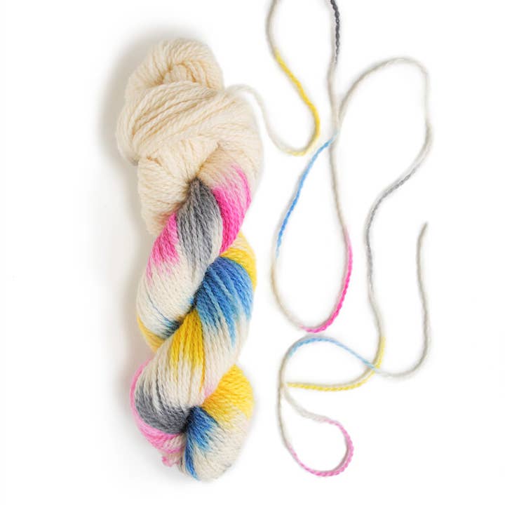 WE GATHER - Wholesale DIY Craft Kit - Yarn Dyeing Kit