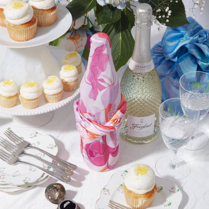 Wrappr - Wholesale Flat Wrap - Furoshiki Gift Wrap by Danni Ha | 18", Recycled Polyester75