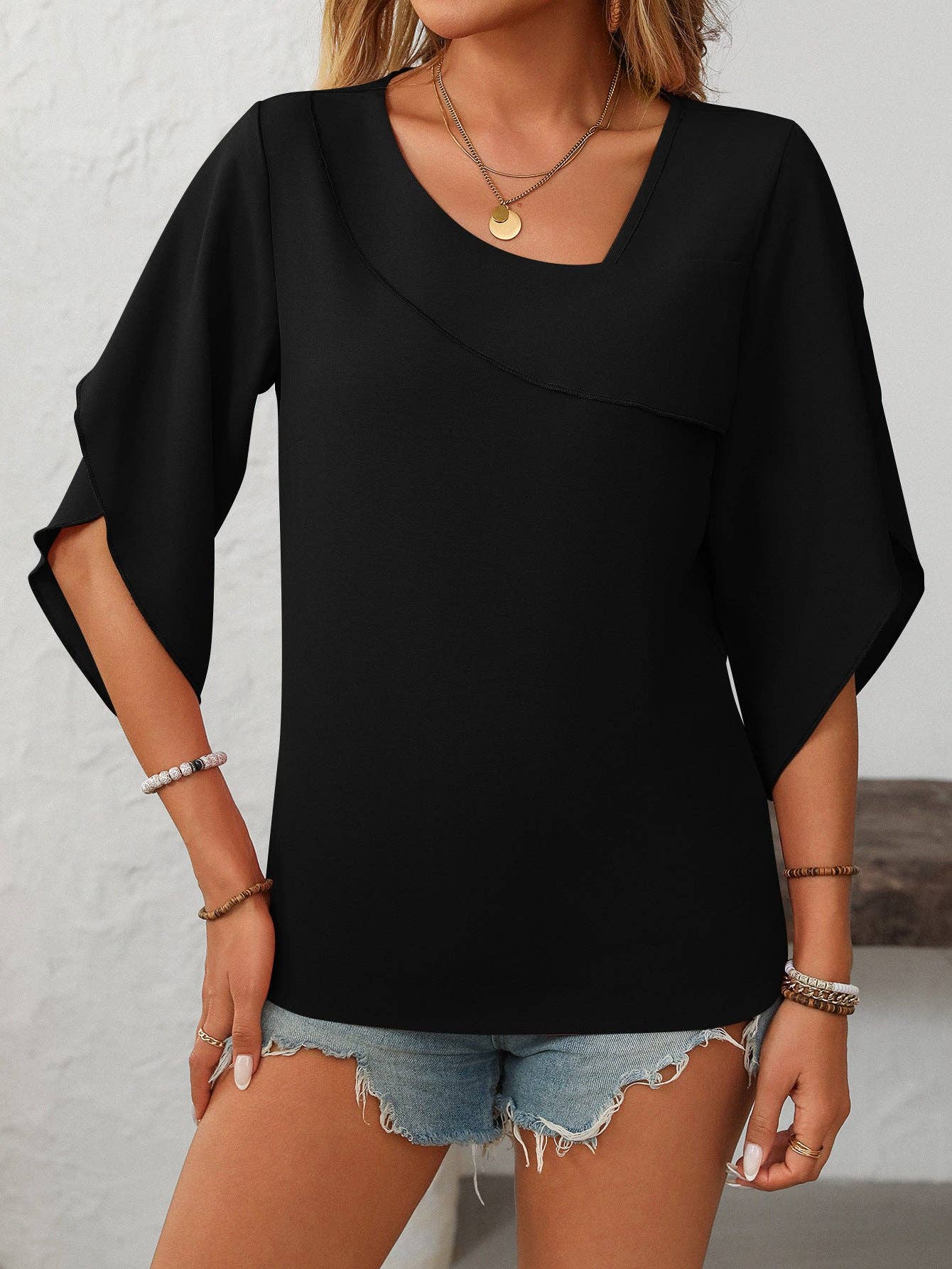 Lovesoft - Vendita all'ingrosso Camicetta - Donna - Top in chiffon casual da donna con maniche a spacco arricciate e scollo a V fluente.5