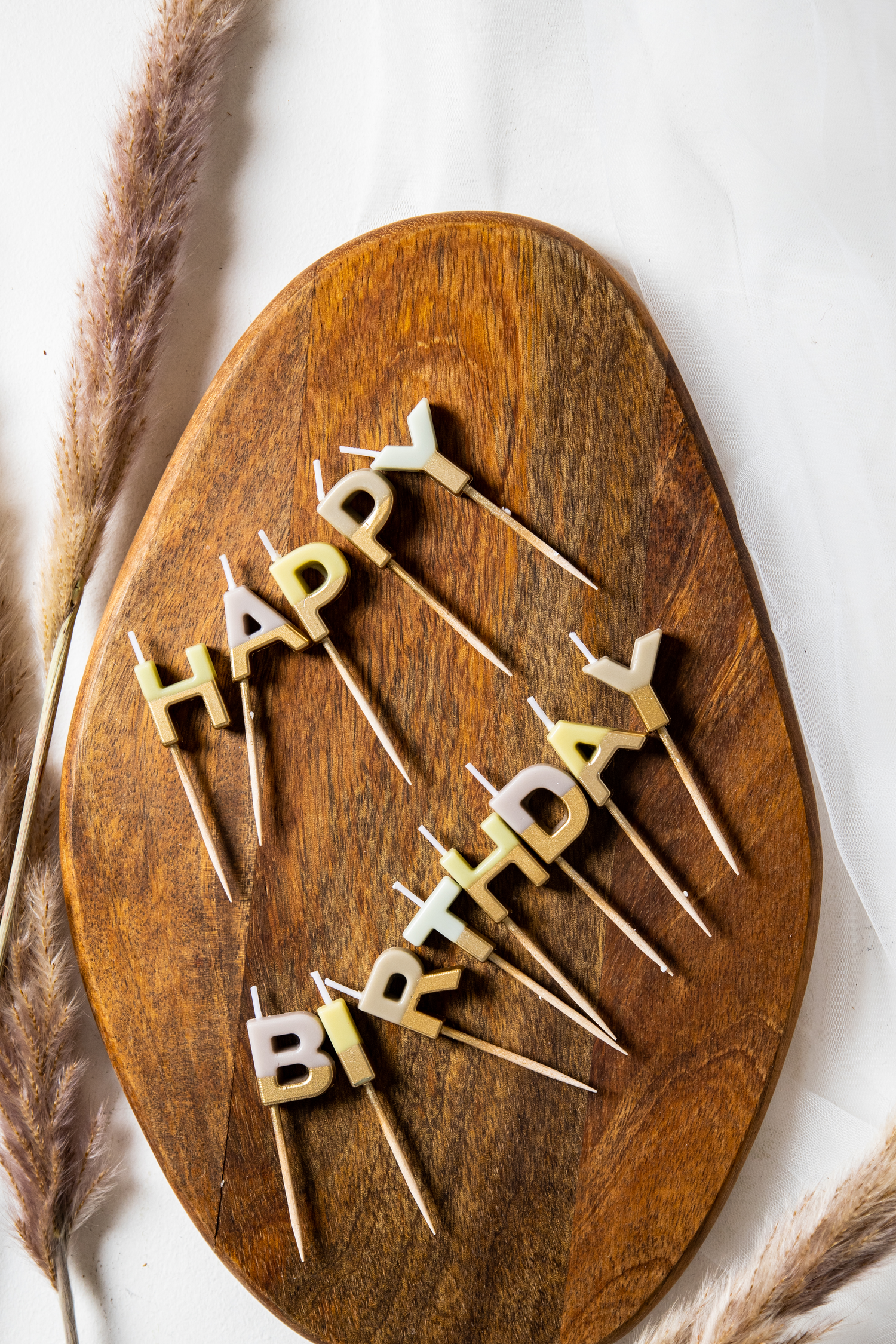 Multi Färger Ljusset ’Happy Birthday’ i ljusa pastellfärger - 2 cm för wholesale på Faire2