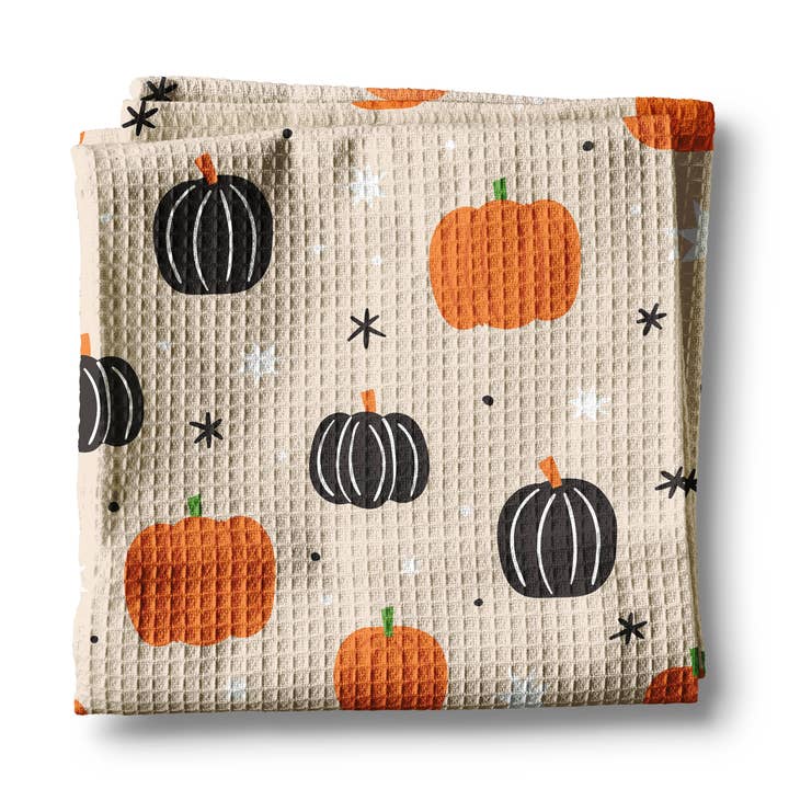 Pumpkin Retro Halloween Fall Kitchen Towel Waffle Weave for wholesale by Canary Road
