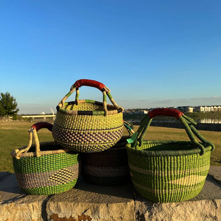 The African Home Goods - Wholesale Basket - Round Bolga Market Basket w/ Leather Wrapped Handle - Green Assorted 1 EA3