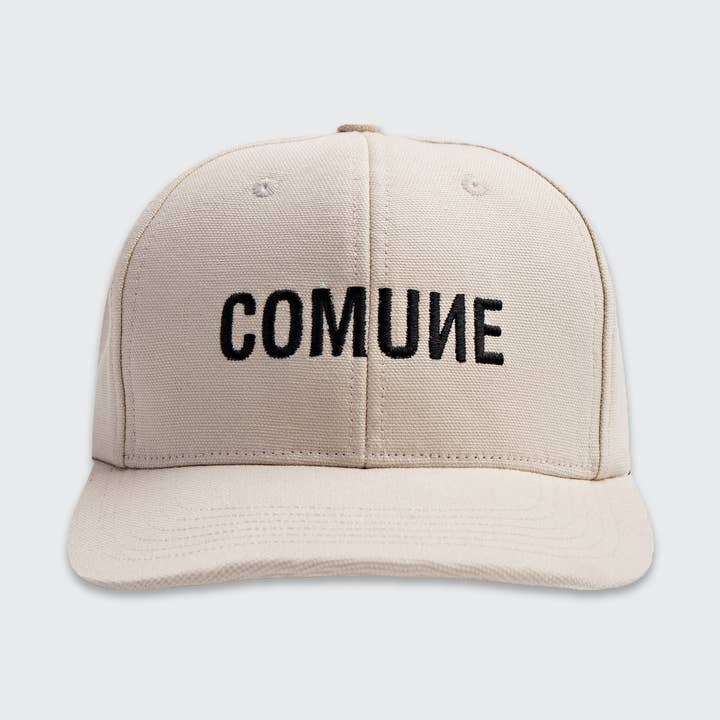 LOGO KLASSISCHE KAPPE | Creme für den Großhandel von COMUNE