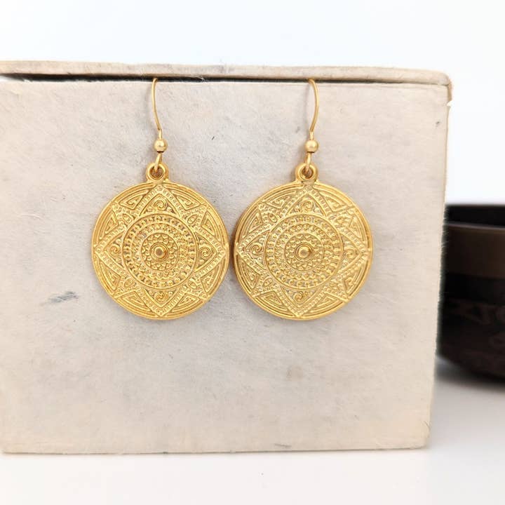 Bliss Vibez - Vente Boucles d'oreilles pendantes - Boucles d'oreilles en or Sacred Mandala1