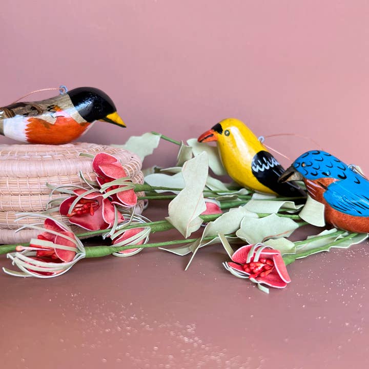 Ornaments 4 Orphans – wholesale Ornament – Robin Wood Bird Ornament