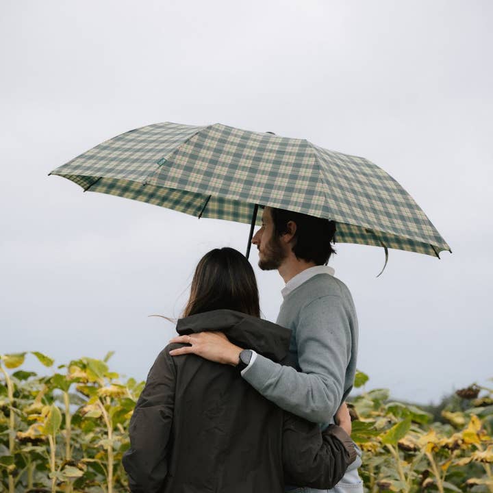 Stor foldbar vindtæt paraply - grøn skotskternet for engroshandel hos OTOMI
