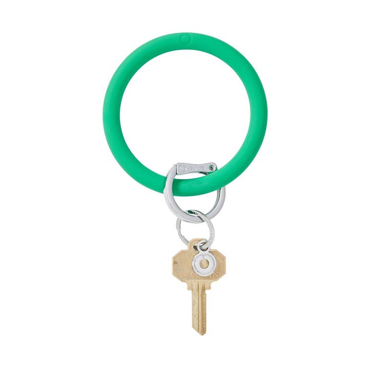 Silicone Big O® Key Ring - Shamrock for wholesale by Oventure