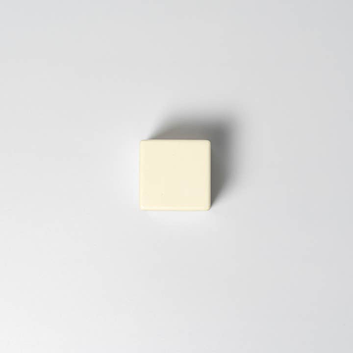 Organic Cube - Vente Pains de savon - Savon visage et corps à la bergamote et au pamplemousse1