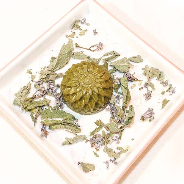 Natural soap shower bar sage-mint mini for wholesale by Die Naturtante Naturkosmetik