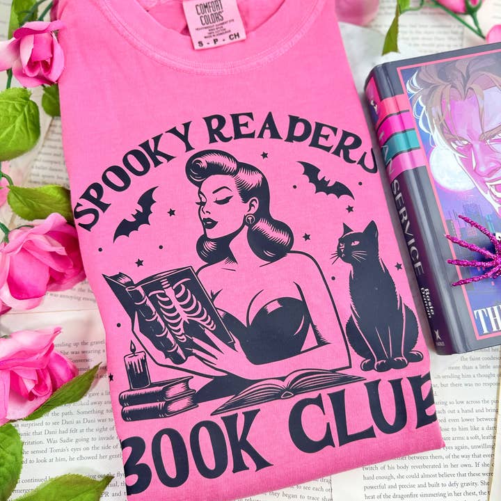 Maglietta Spooky Readers Book Club Premium Comfort Colors per la vendita all'ingrosso da parte di The Swoon Room