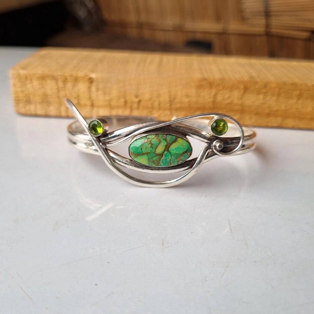 Ashlen - Wholesale Cuff Bracelet - TURQUOISE WAVY BANGLE (ADJUSTABLE)2