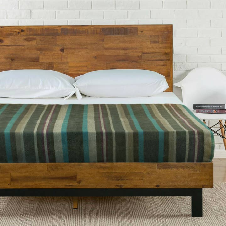 ECUALAMA - Wholesale Throw Blanket - Jambue - Baby Alpaca Wool Throw Blanket / Sofa Cover - Queen 95 x 66 - olive green stripes pattern3