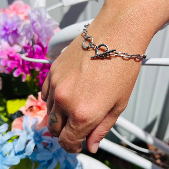 Briano Wholesale - Wholesale Charm/Dangle Bracelet - Stainless Steel Toggle Cross Bracelet3