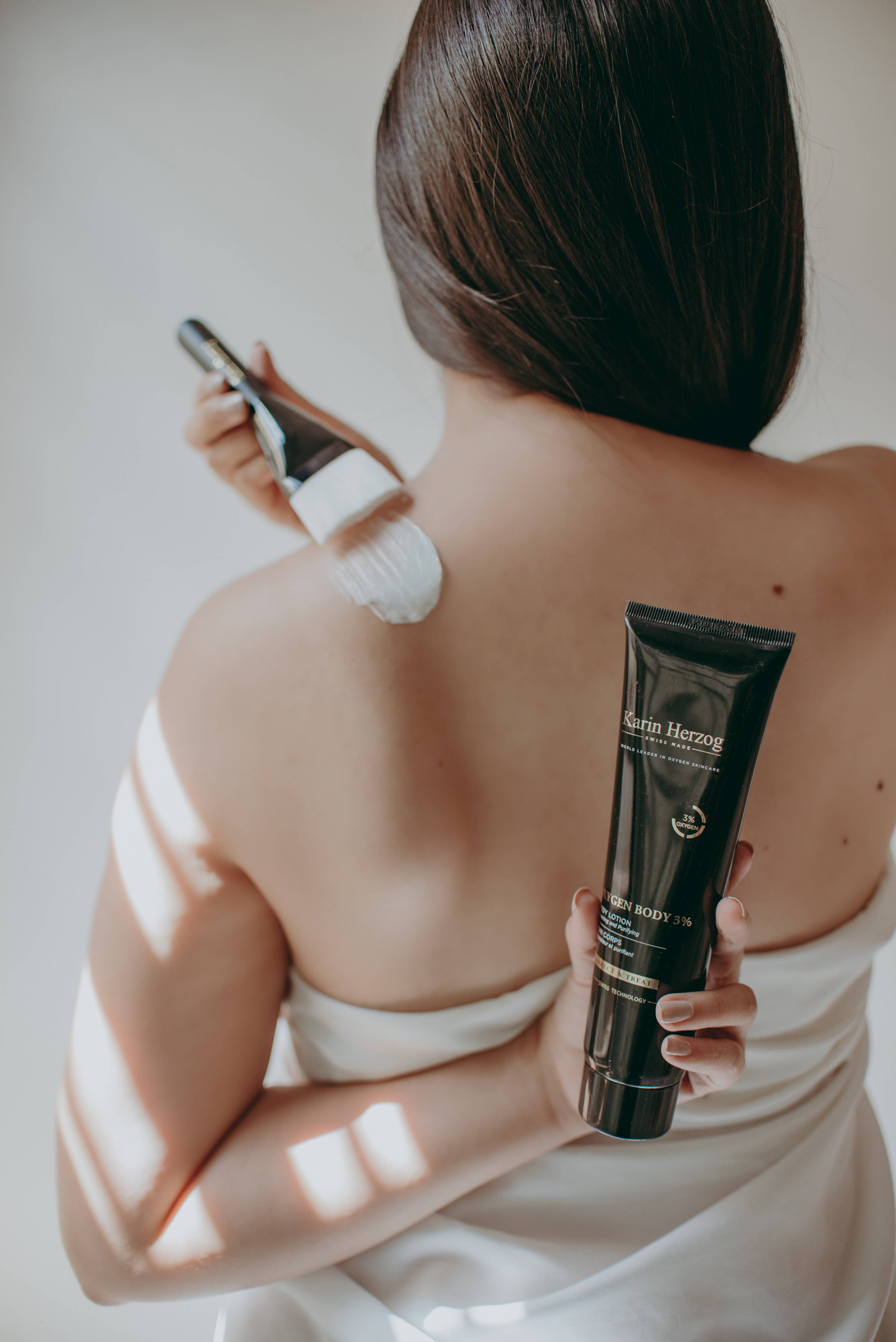 KARIN HERZOG DISTRIBUTION US LLC - Wholesale Body Cream/Lotion - Oxygen Body 3% (Body Spot Treatment)3