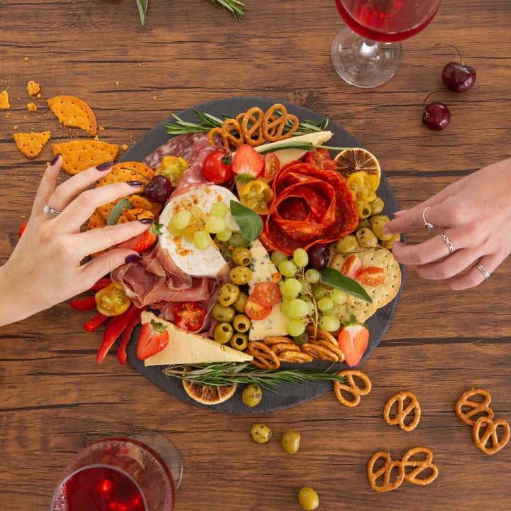 Rinkit Pty Ltd - Wholesale Platter - Argon Tableware Round Slate Serving Platter - 34cm4