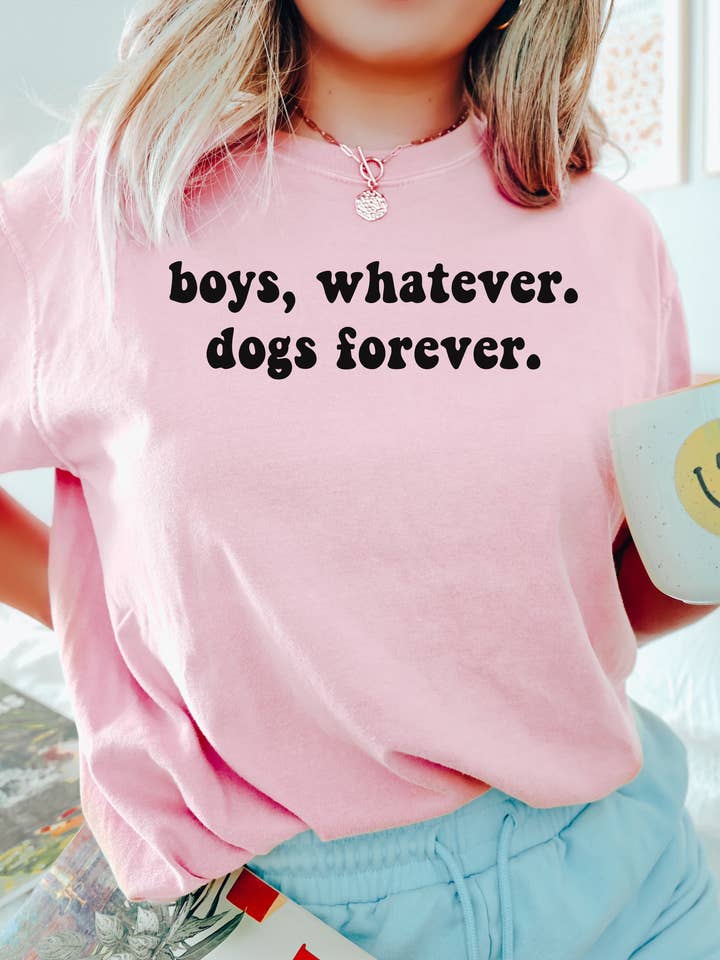 T-shirt à motif Whatever Dogs Forever pour garçons | Pet Collection pour la vente par KOKO + FOX WHOLESALE