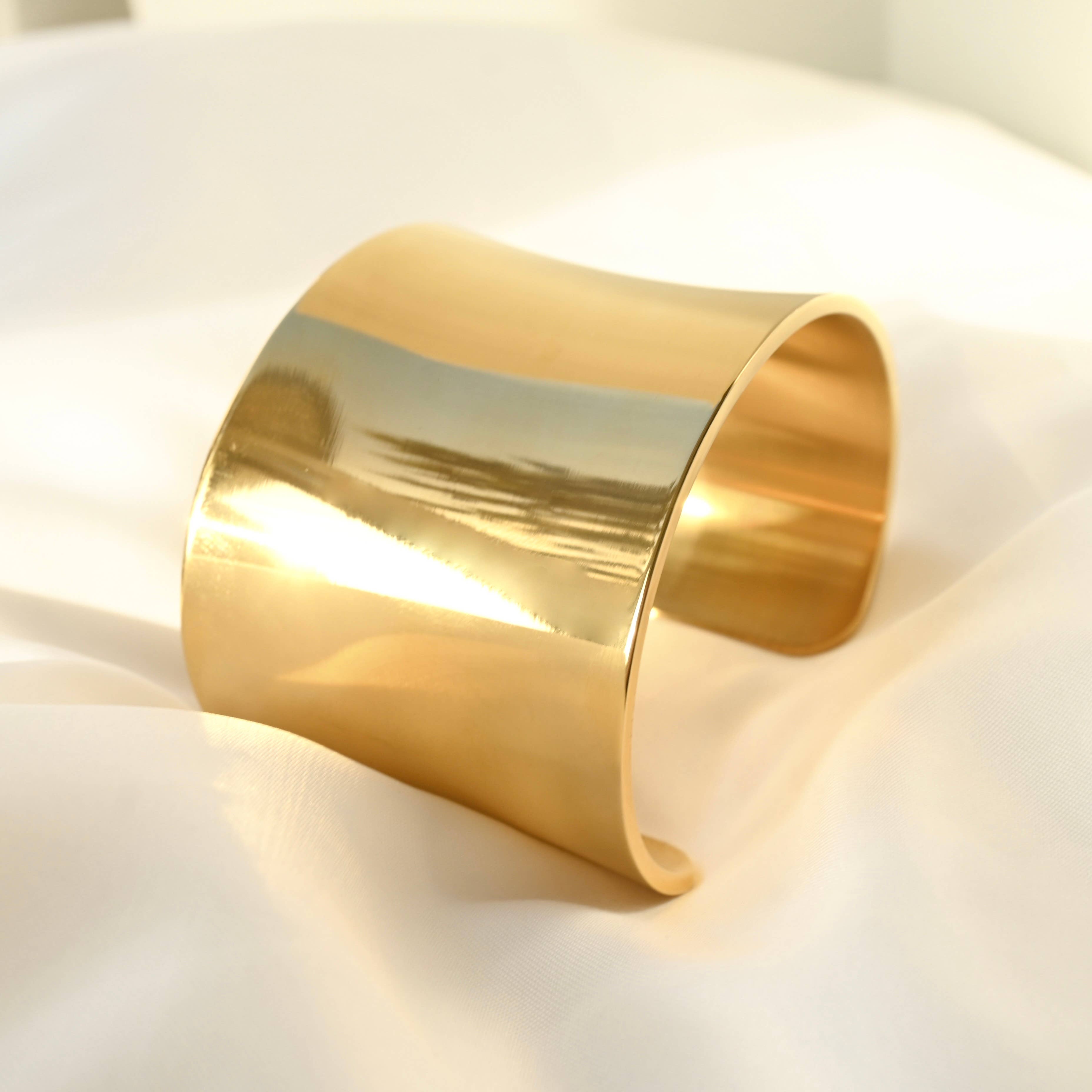 Blueyejewelry - Wholesale Cuff Bracelet - Statement Cuff Bracelet - Waterproof Wide Gold Bangle3