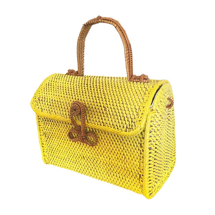 Borsa Alice Rattan in paglia gialla per la vendita all'ingrosso da parte di POPPY + SAGE