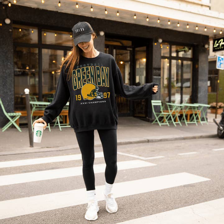 Hello Team Spirit - Wholesale Graphic Sweatshirt - Women's - Green Bay Football Sweatshirt2