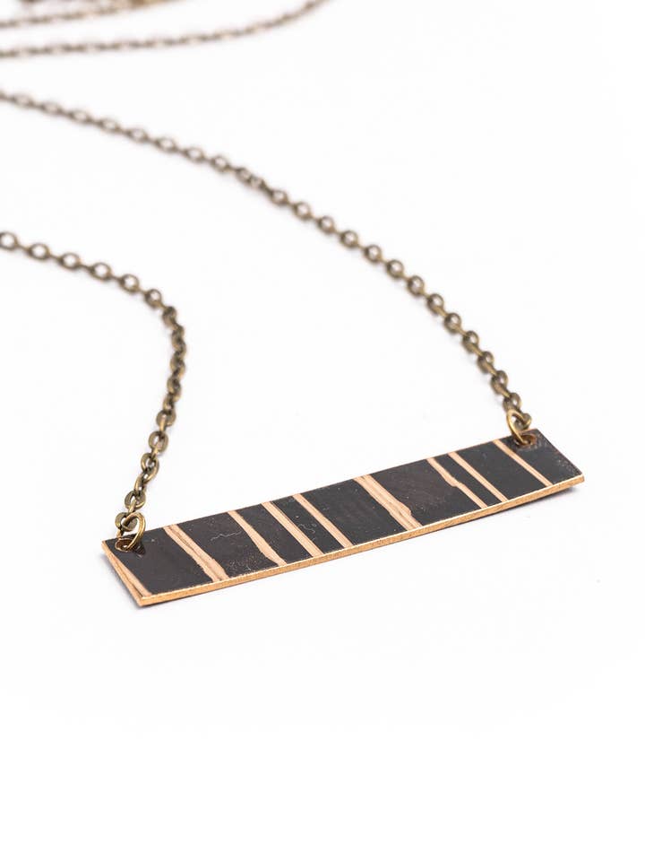 Mörk Bar - Återvunnen Cymbal Halsband för wholesale av Full Circle Co.