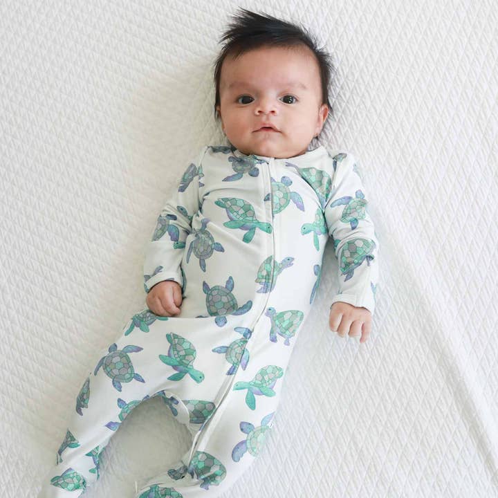 Caden Lane - Wholesale Sleepsuit - Baby - Totally Turtles Zipper Footie4
